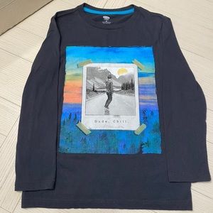 Old Navy Long Sleeve Graphic Tee Size: 8